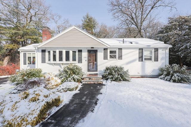 128 Salem Rd, Billerica, MA 01821