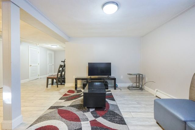 128 Salem Rd, Billerica, MA 01821