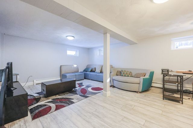 128 Salem Rd, Billerica, MA 01821