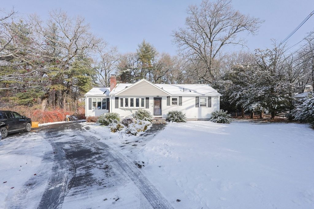 128 Salem Rd, Billerica, MA 01821
