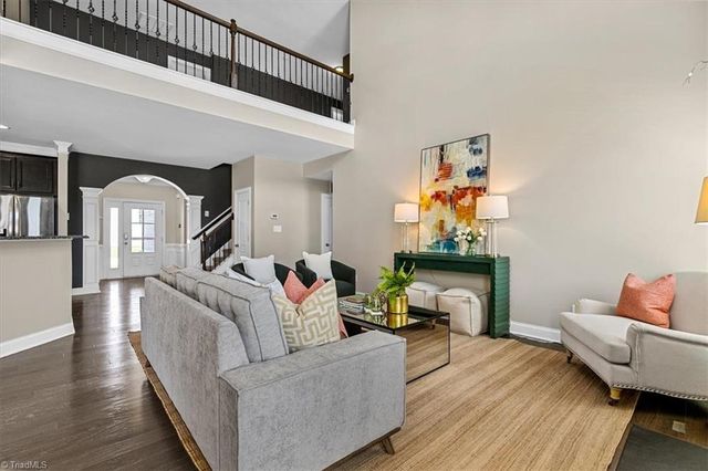 2504 Steep Oak Court, High Point, NC 27265
