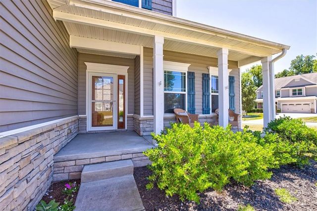 2504 Steep Oak Court, High Point, NC 27265