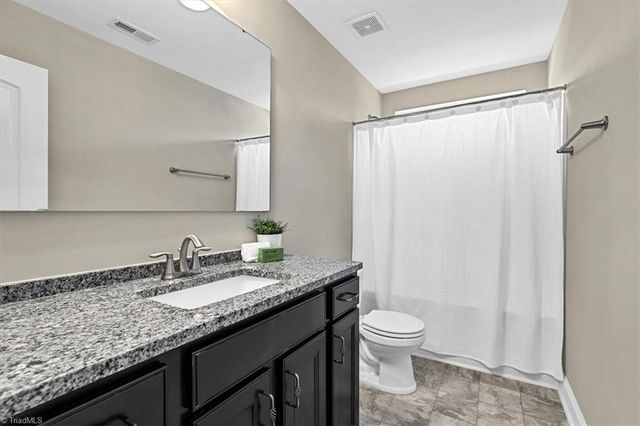 2504 Steep Oak Court, High Point, NC 27265