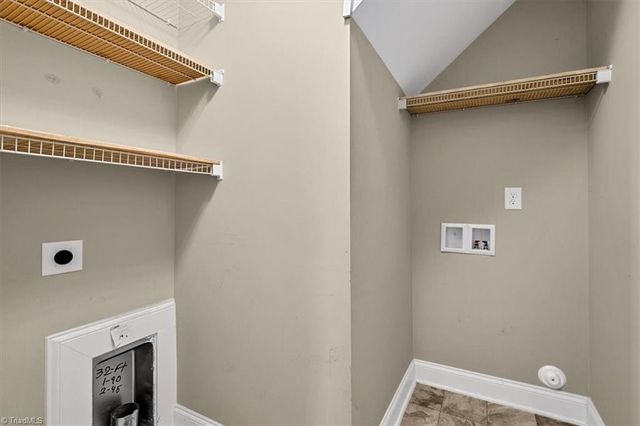 2504 Steep Oak Court, High Point, NC 27265