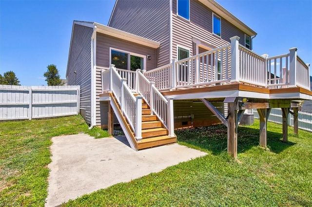 2504 Steep Oak Court, High Point, NC 27265