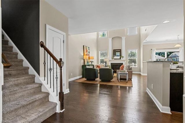 2504 Steep Oak Court, High Point, NC 27265