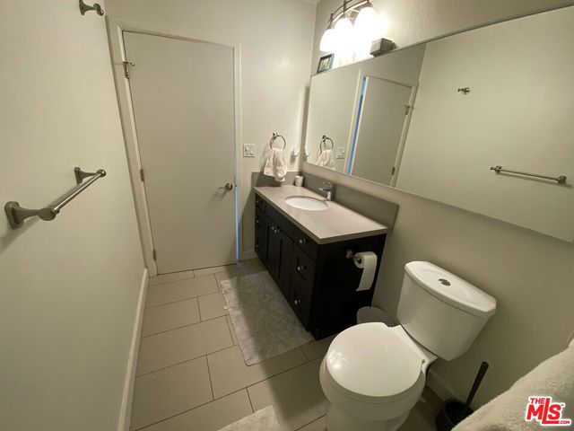 1444 S COCHRAN Avenue, Los Angeles, CA 90019