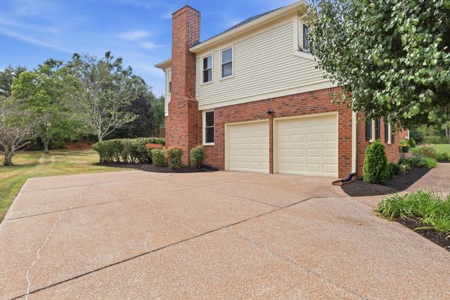 703 Helmsdale Pl, S, Brentwood, TN 37027