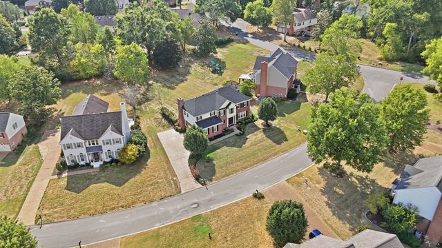 703 Helmsdale Pl, S, Brentwood, TN 37027