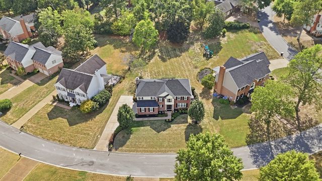 703 Helmsdale Pl, S, Brentwood, TN 37027
