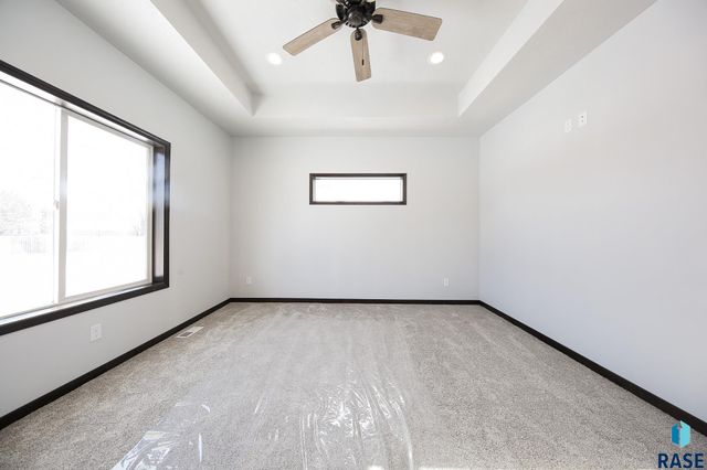 415 N Elm St Street, Lennox, SD 57039