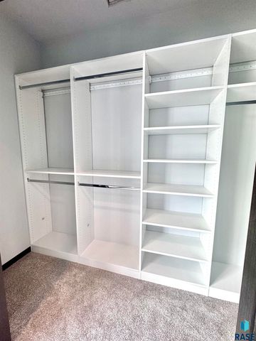 415 N Elm St Street, Lennox, SD 57039