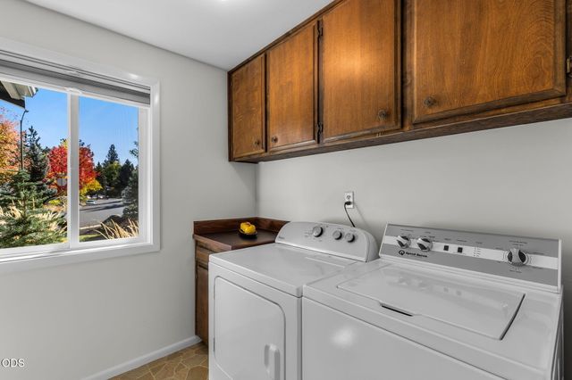 1705 NE Shepard Road, Bend, OR 97701