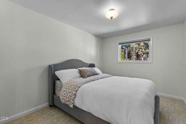 1705 NE Shepard Road, Bend, OR 97701
