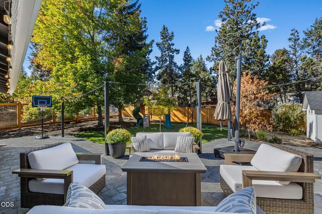 1705 NE Shepard Road, Bend, OR 97701