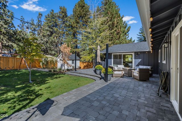 1705 NE Shepard Road, Bend, OR 97701