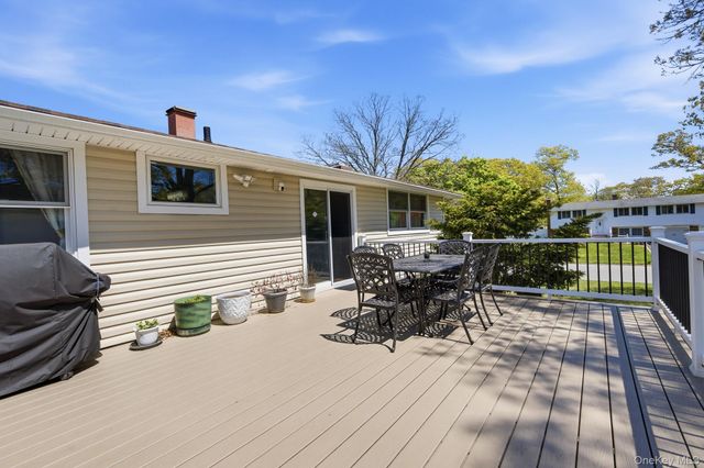 22 Fairway Drive, Port Jefferson Station, NY 11776