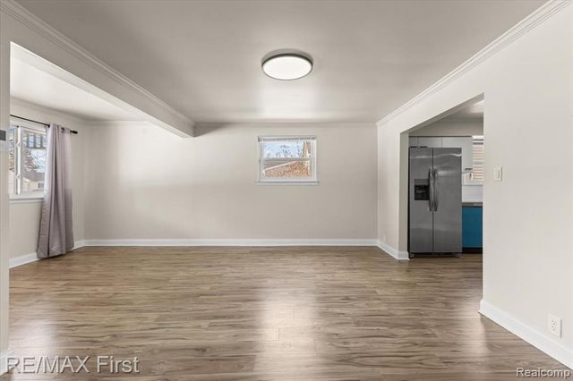 561 Andresen Court, Hazel Park, MI 48030