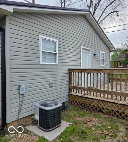 739 E Pike Street, Martinsville, IN 46151