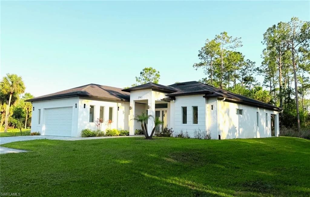 3762 32nd AVE SE, NAPLES, FL 34117 — exterior