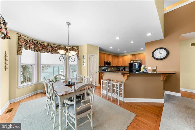 161 CANDLEWYCK DR, Avondale, PA 19311