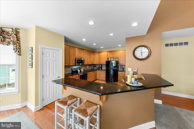 161 CANDLEWYCK DR, Avondale, PA 19311