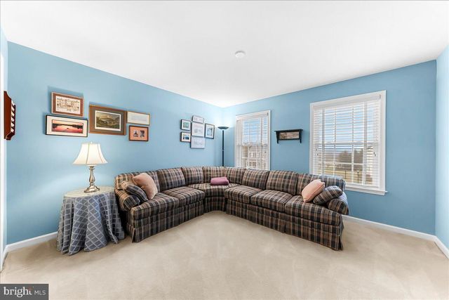 161 CANDLEWYCK DR, Avondale, PA 19311