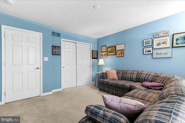 161 CANDLEWYCK DR, Avondale, PA 19311