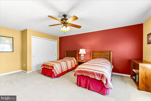 161 CANDLEWYCK DR, Avondale, PA 19311