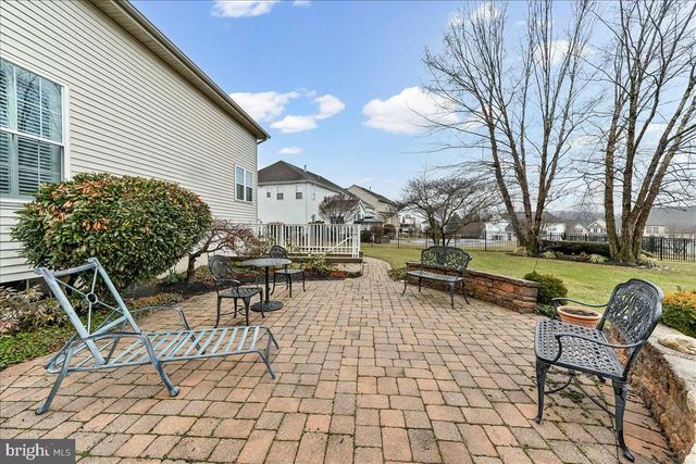 161 CANDLEWYCK DR, Avondale, PA 19311