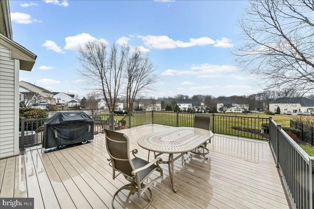 161 CANDLEWYCK DR, Avondale, PA 19311