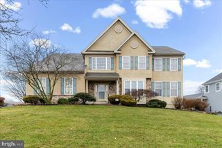 161 CANDLEWYCK DR, Avondale, PA 19311
