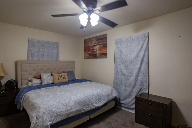 8142 Karen Dr, Tyler, TX 75703
