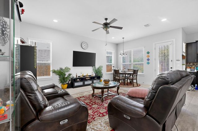 1312 Westborough LN 63, Leander, TX 78641