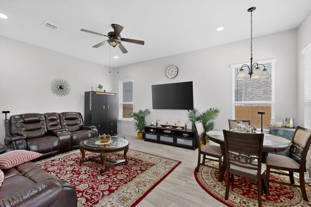 1312 Westborough LN 63, Leander, TX 78641
