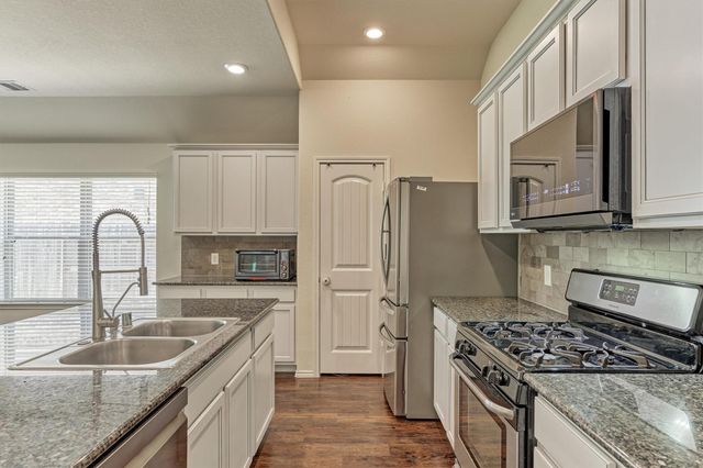 2232 Buck Hollow Court, Conroe, TX 77304