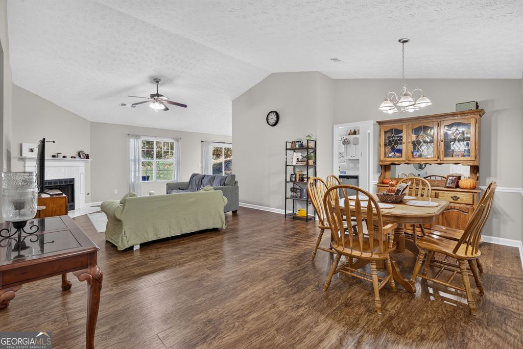 7101 Independence Drive, Flowery Branch, GA 30542 — photo 3