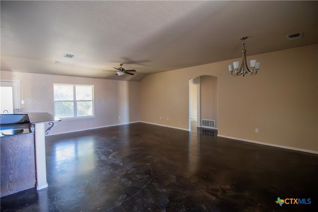 2509 Heartland Avenue, Copperas Cove, TX 76522