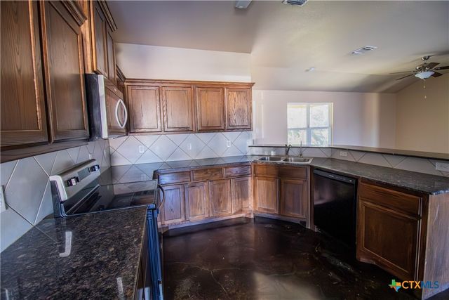 2509 Heartland Avenue, Copperas Cove, TX 76522