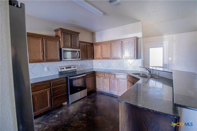 2509 Heartland Avenue, Copperas Cove, TX 76522