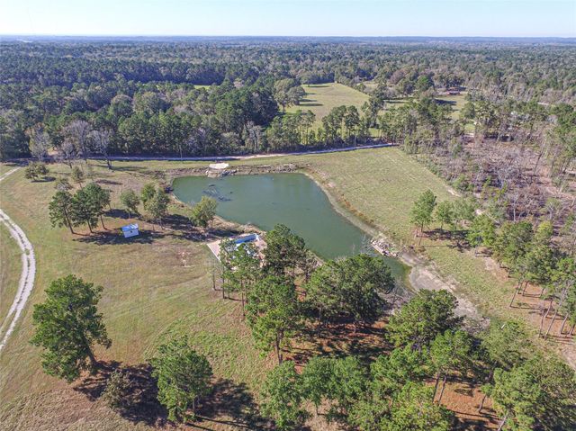 1275 Castlewood Road, Livingston, TX 77351