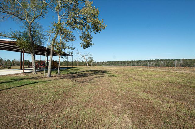 1275 Castlewood Road, Livingston, TX 77351