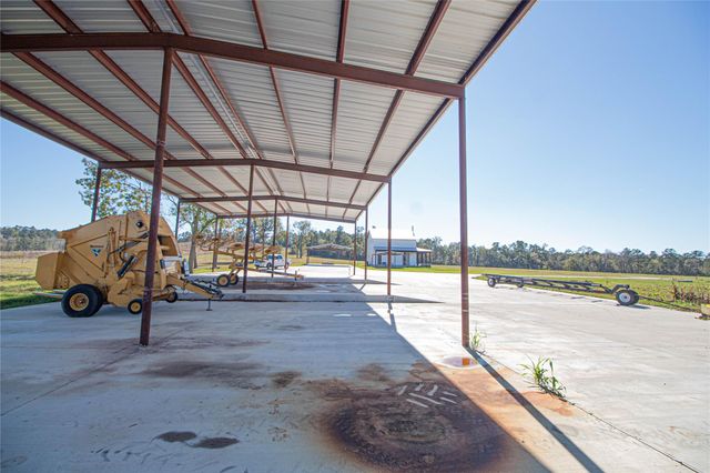 1275 Castlewood Road, Livingston, TX 77351