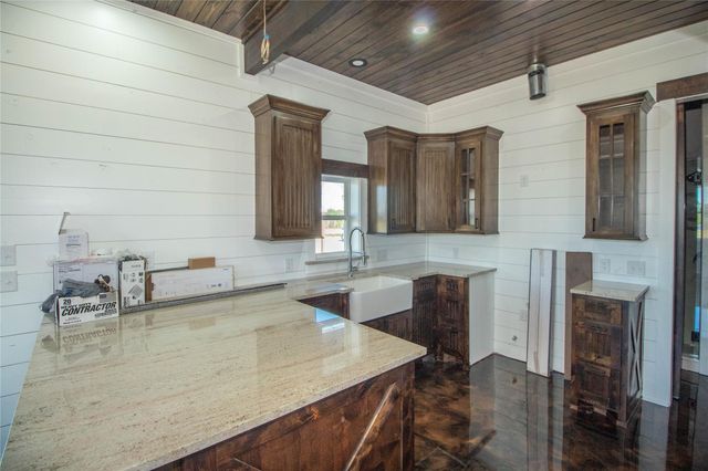 1275 Castlewood Road, Livingston, TX 77351
