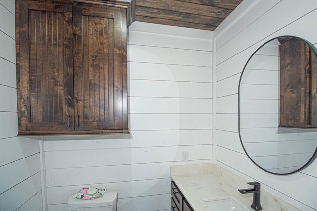 1275 Castlewood Road, Livingston, TX 77351