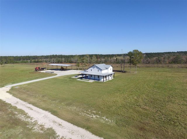 1275 Castlewood Road, Livingston, TX 77351