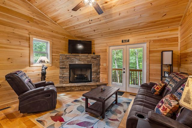 26 Carrolls Ridge, Murphy, NC 28906