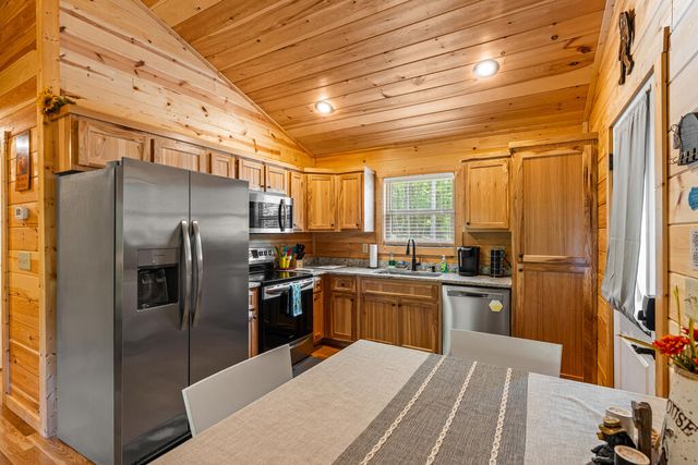 26 Carrolls Ridge, Murphy, NC 28906