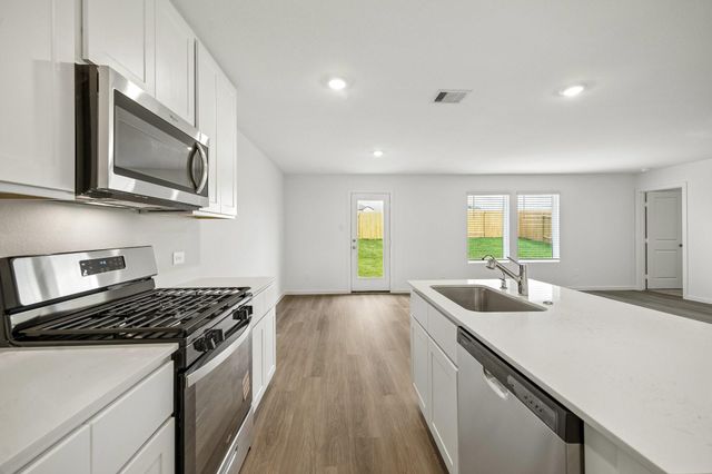 11822 Serenas Song Drive, Willis, TX 77318