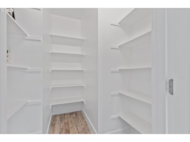 2065 Ne MULBERRY Loop, Lincoln City, OR 97367